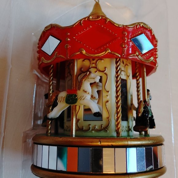 NOMA Ornamotion Carousel Horses Box Motor Ornament - Picture 9 of 9